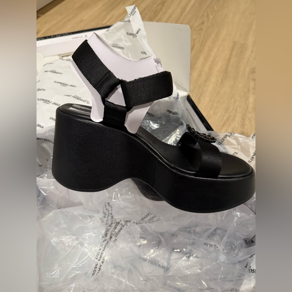 Karl Lagerfeld Black Platform Sandals (Kiana Platform)